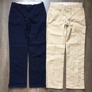 NWOT Gap Girl’s Uniform Pants (Size 7)